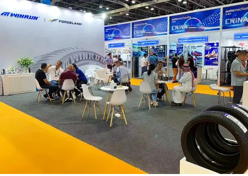 AUTOMECHANIKA DUBAI 2023一如既往地吸引了來自世界各地的知名品牌，向成千上萬的供應商、消費者和行業(yè)專業(yè)人士展示了最新的產(chǎn)品和技術，因而在中東汽車后市場領域享有盛譽。